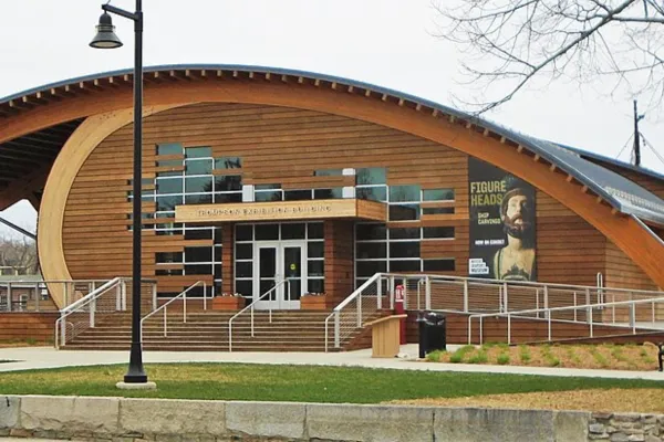 Photo of the entrance of the Mystic Seaport Museum